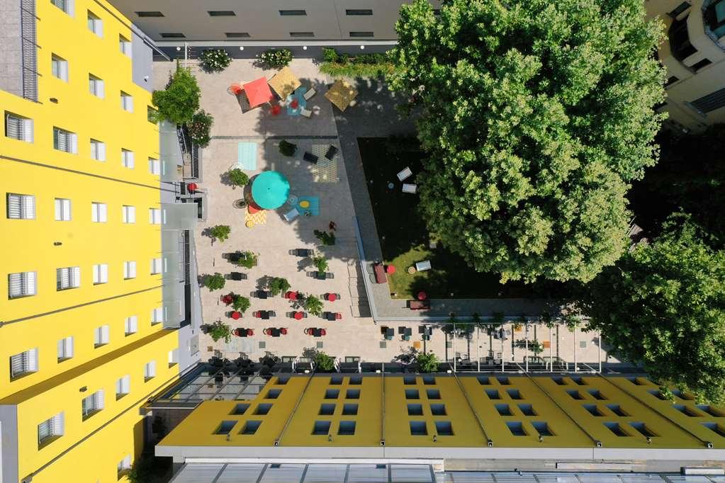 21wol Centro Hotel